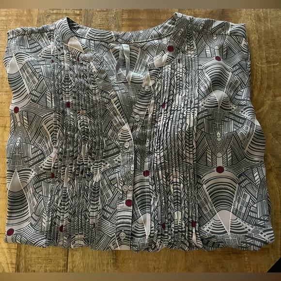 NEW Melissa McCarthy Seven7 Tunic Top-3X Button Pleated Tie Gray Blouse - Picture 2 of 10